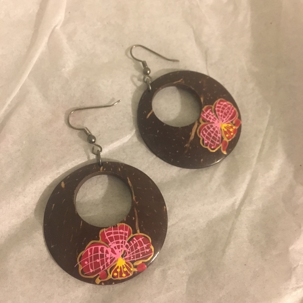 Wooden floral earrings